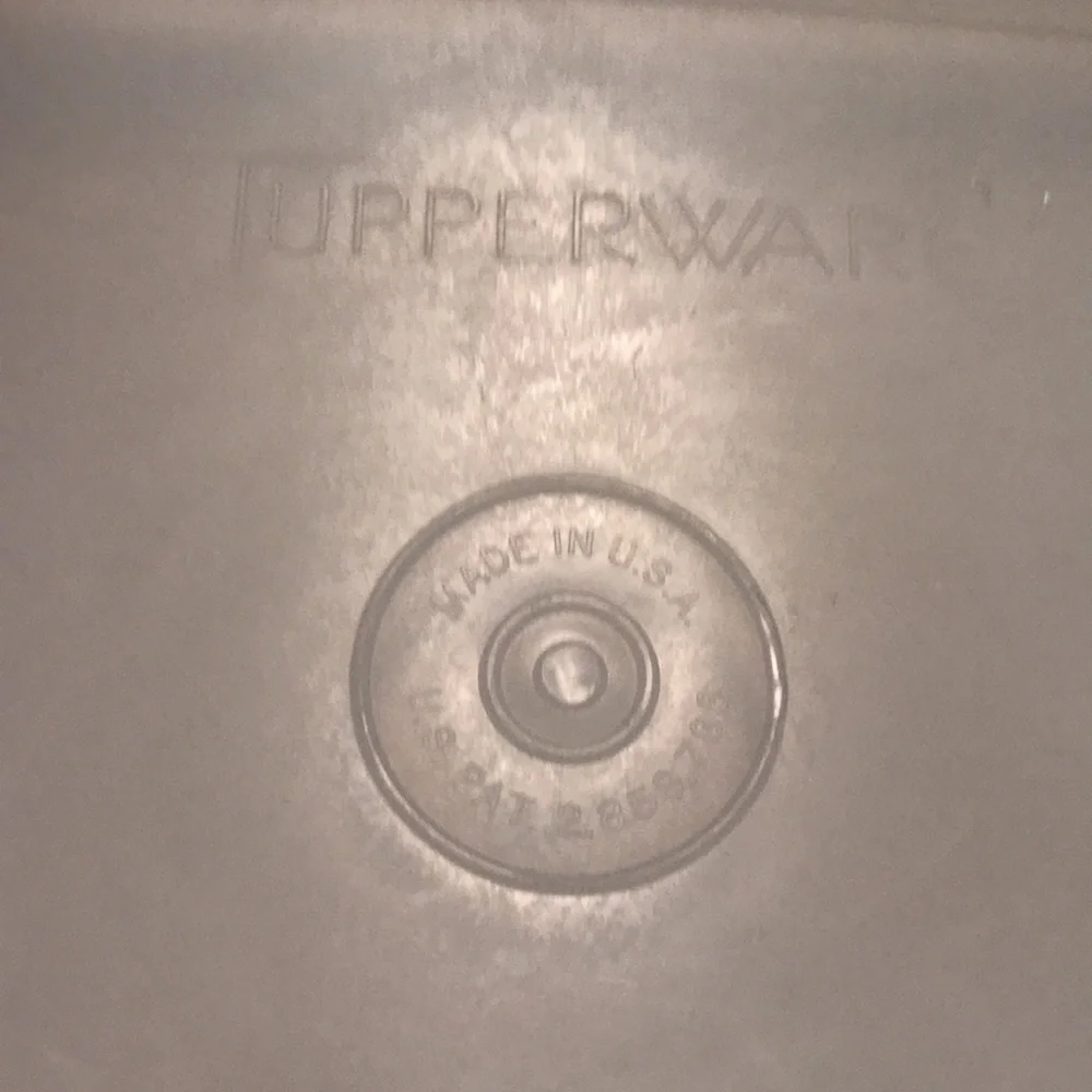 Vintage Tupperware Vegetable Crisper 892-4 w/ Sheer Lid